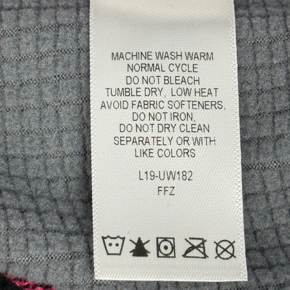 Cabelas Womens Baselayer Shirt Medium Weight Size Small Gray Black Pink Stitch - Picture 11 of 12